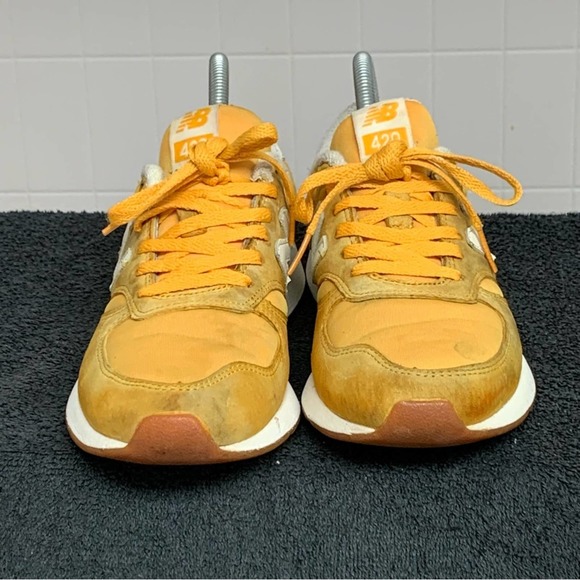 NEW BALANCE WRL420RA YELLOW WOMENS SIZE 8 RARE 420 ATHLETIC SNEAKERS SHOES NICE - Picture 3 of 7